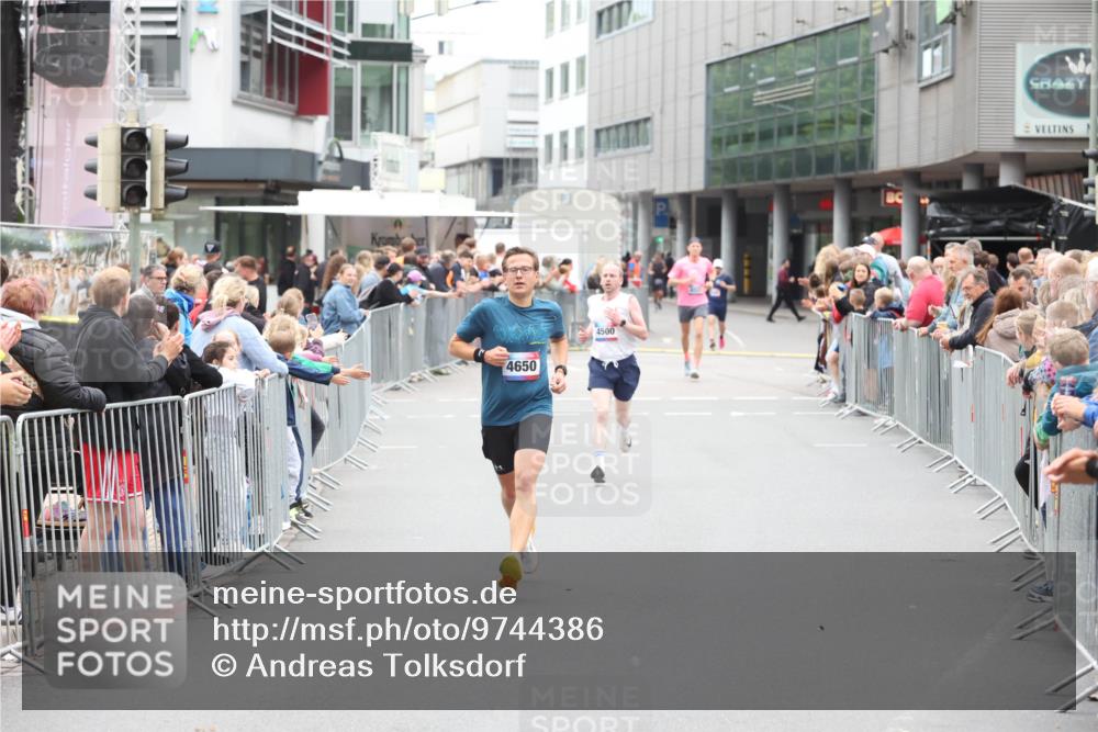 12.06.2026 - Holstenköstenlauf Andreas Tolksdorf http://msf.ph/oto/9744386 12.06.2026 17:51:57 Laufen 4650, 4500 meine-sportfotos.de