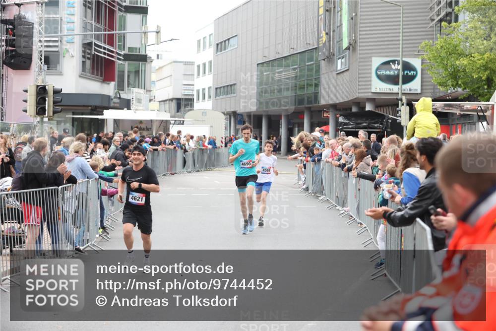 12.06.2026 - Holstenköstenlauf Andreas Tolksdorf http://msf.ph/oto/9744452 12.06.2026 17:53:32 Laufen 4621, 4690, 4568 meine-sportfotos.de