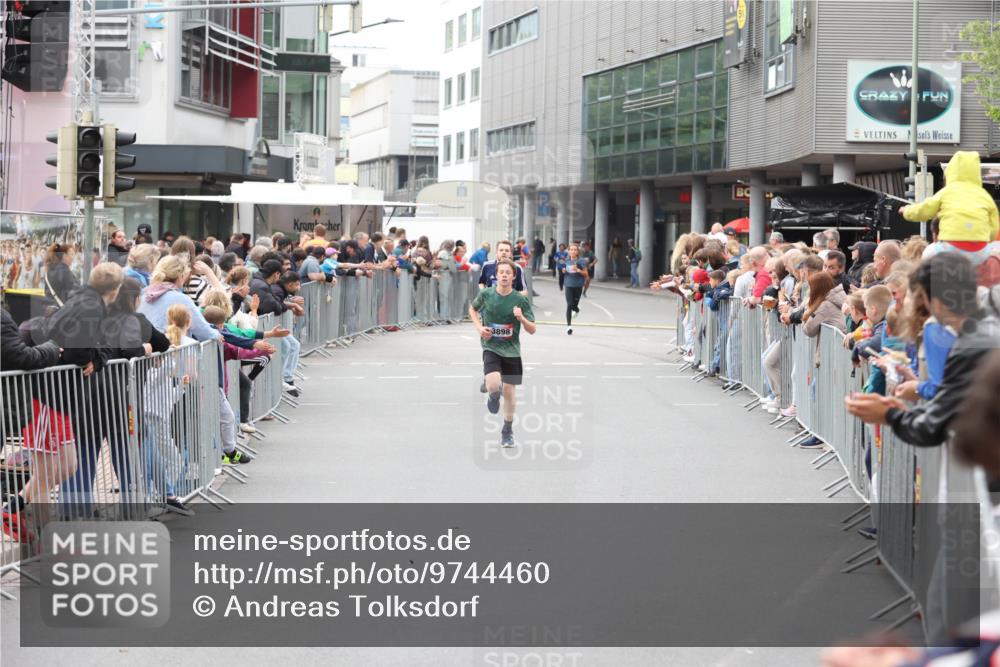 12.06.2026 - Holstenköstenlauf Andreas Tolksdorf http://msf.ph/oto/9744460 12.06.2026 17:53:48 Laufen 3898 meine-sportfotos.de