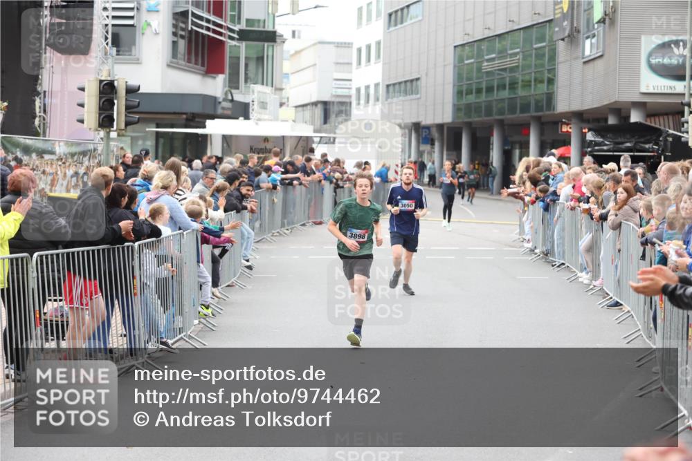 12.06.2026 - Holstenköstenlauf Andreas Tolksdorf http://msf.ph/oto/9744462 12.06.2026 17:53:49 Laufen 3898, 3050 meine-sportfotos.de