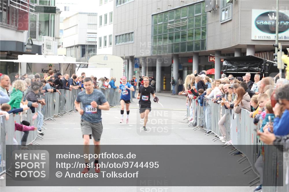 12.06.2026 - Holstenköstenlauf Andreas Tolksdorf http://msf.ph/oto/9744495 12.06.2026 17:54:25 Laufen 3445, 30, 3495, 4060 meine-sportfotos.de
