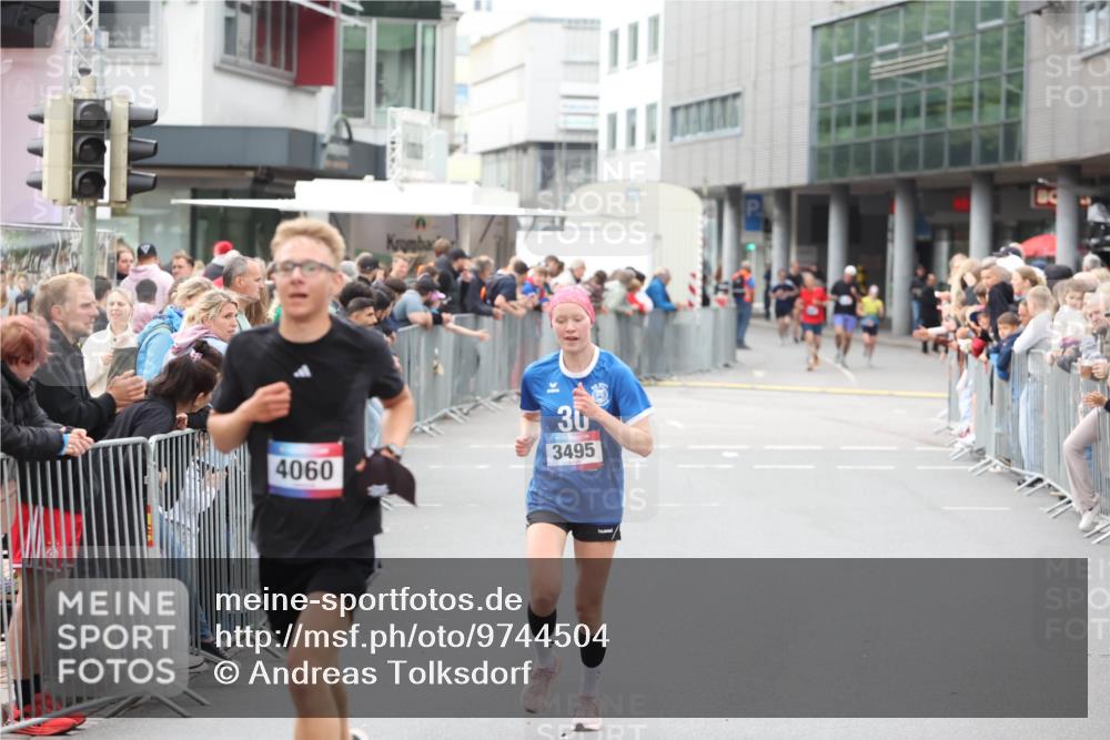 12.06.2026 - Holstenköstenlauf Andreas Tolksdorf http://msf.ph/oto/9744504 12.06.2026 17:54:30 Laufen 4060, 30, 3495 meine-sportfotos.de