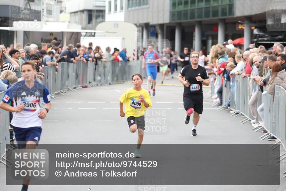 12.06.2026 - Holstenköstenlauf Andreas Tolksdorf http://msf.ph/oto/9744529 12.06.2026 17:54:59 Laufen 3906, 4000, 4455 meine-sportfotos.de