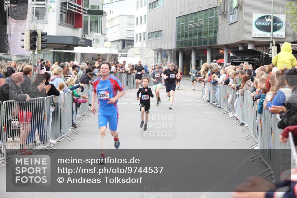 12.06.2026 - Holstenköstenlauf Andreas Tolksdorf http://msf.ph/oto/9744537 12.06.2026 17:55:06 Laufen 3386, 3453, 4550, 3336 meine-sportfotos.de