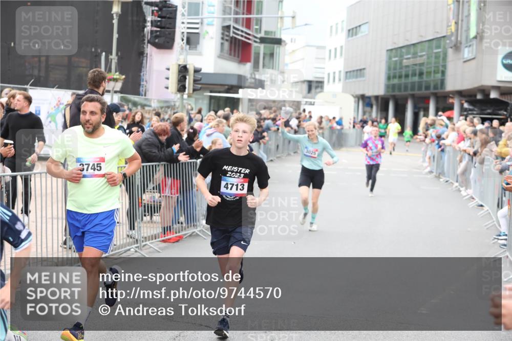 12.06.2026 - Holstenköstenlauf Andreas Tolksdorf http://msf.ph/oto/9744570 12.06.2026 17:55:31 Laufen 3745, 2023, 4713, 11, 3025 meine-sportfotos.de