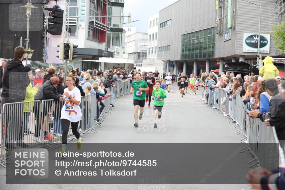 12.06.2026 - Holstenköstenlauf Andreas Tolksdorf http://msf.ph/oto/9744585 12.06.2026 17:55:43 Laufen 3970, 3882, 4898 meine-sportfotos.de
