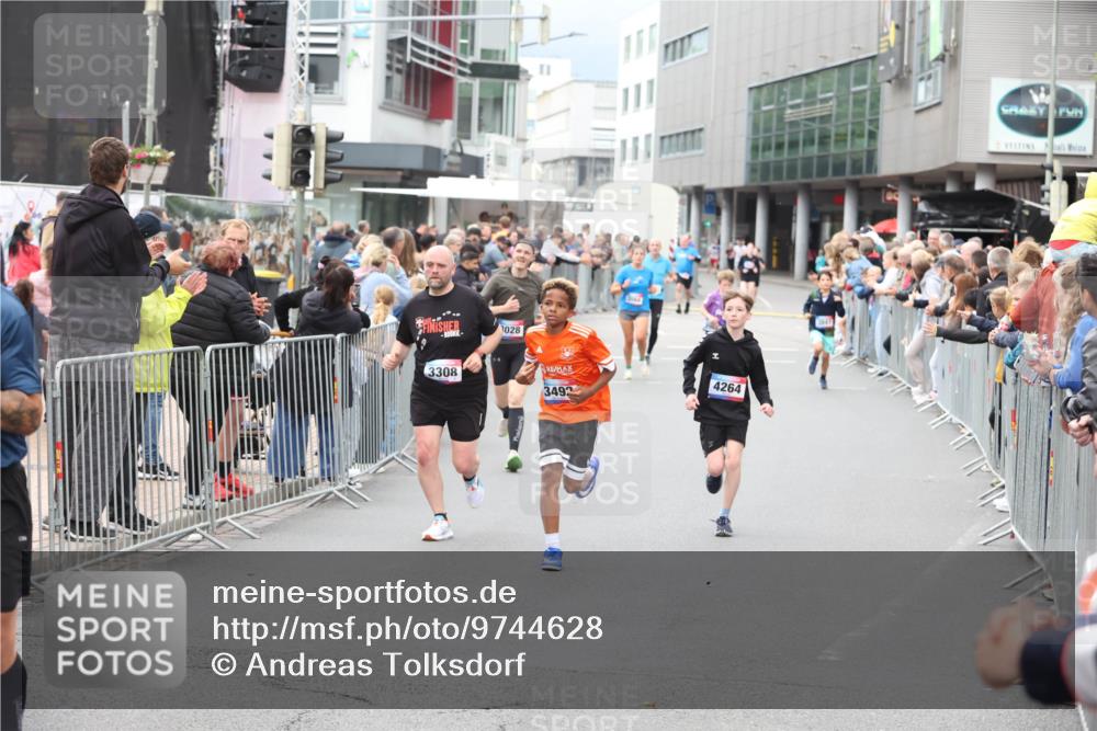12.06.2026 - Holstenköstenlauf Andreas Tolksdorf http://msf.ph/oto/9744628 12.06.2026 17:56:07 Laufen 1028, 3308, 3492, 4264 meine-sportfotos.de