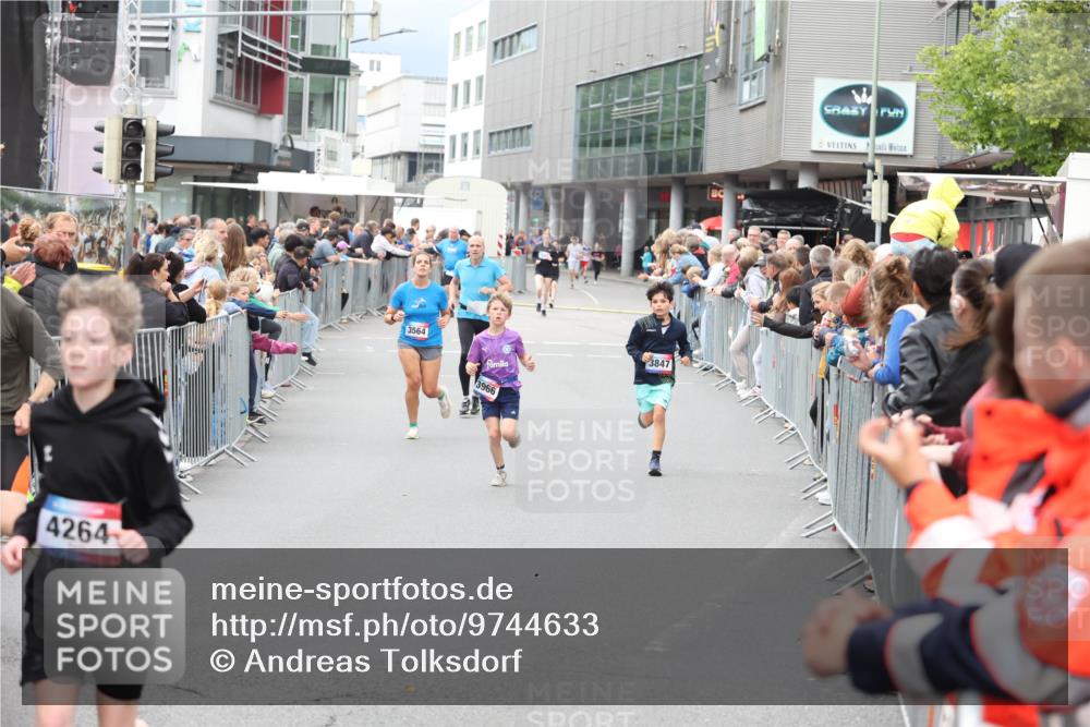 12.06.2026 - Holstenköstenlauf Andreas Tolksdorf http://msf.ph/oto/9744633 12.06.2026 17:56:10 Laufen 4264, 3564, 3966, 3847 meine-sportfotos.de