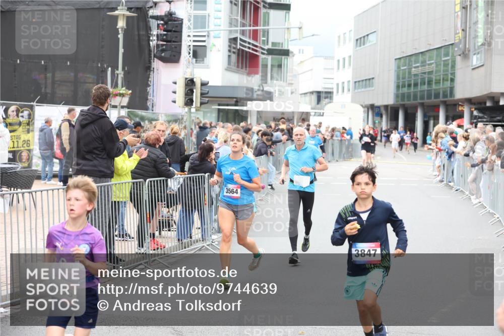 12.06.2026 - Holstenköstenlauf Andreas Tolksdorf http://msf.ph/oto/9744639 12.06.2026 17:56:13 Laufen 11, 26, 3966, 3564, 3847 meine-sportfotos.de