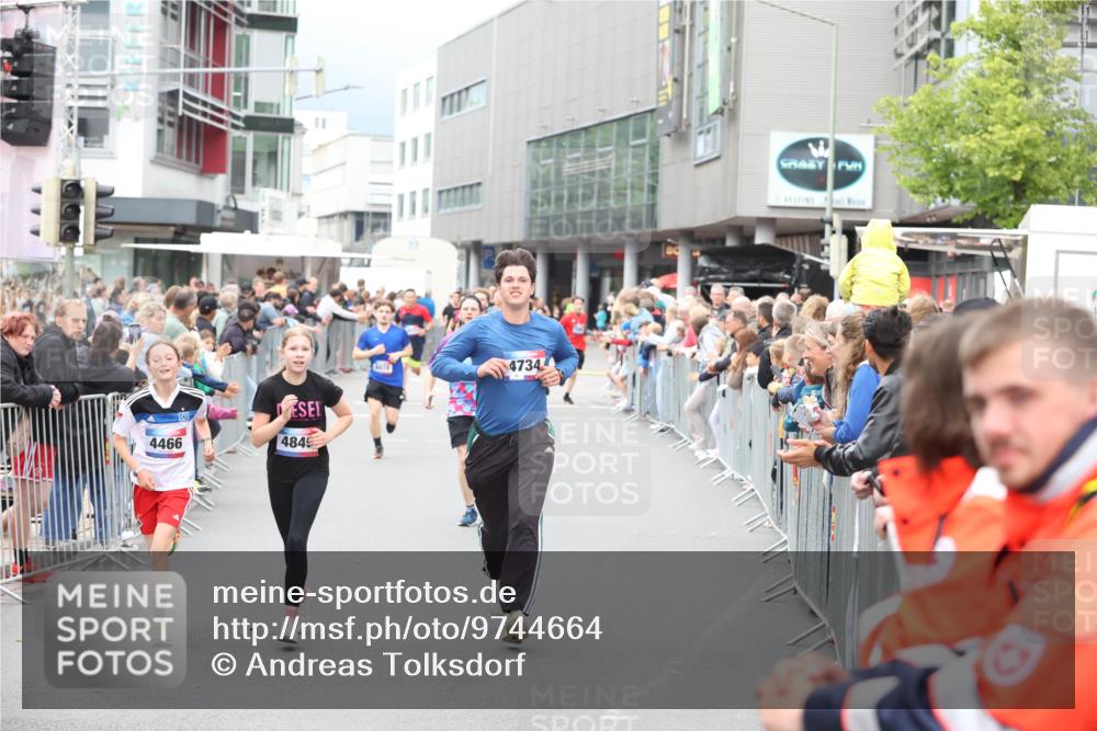 12.06.2026 - Holstenköstenlauf Andreas Tolksdorf http://msf.ph/oto/9744664 12.06.2026 17:56:32 Laufen 4466, 4845, 4478, 4734 meine-sportfotos.de