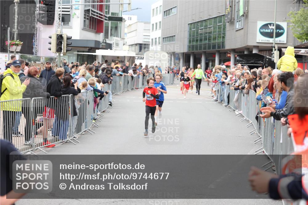 12.06.2026 - Holstenköstenlauf Andreas Tolksdorf http://msf.ph/oto/9744677 12.06.2026 17:56:44 Laufen 3403 meine-sportfotos.de
