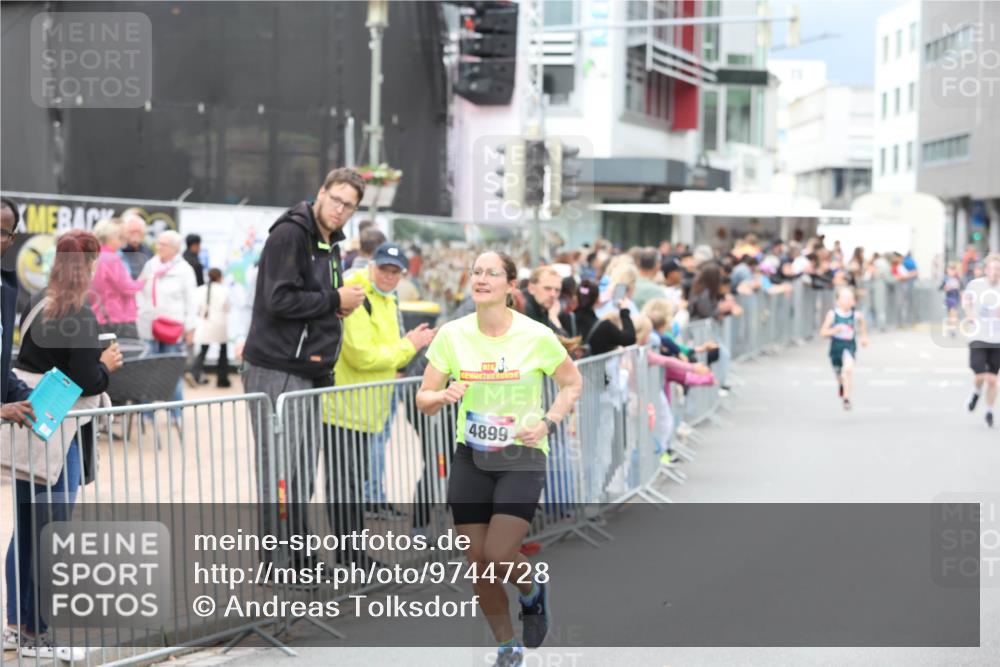 12.06.2026 - Holstenköstenlauf Andreas Tolksdorf http://msf.ph/oto/9744728 12.06.2026 17:57:25 Laufen 4899, 111, 11, 111 meine-sportfotos.de