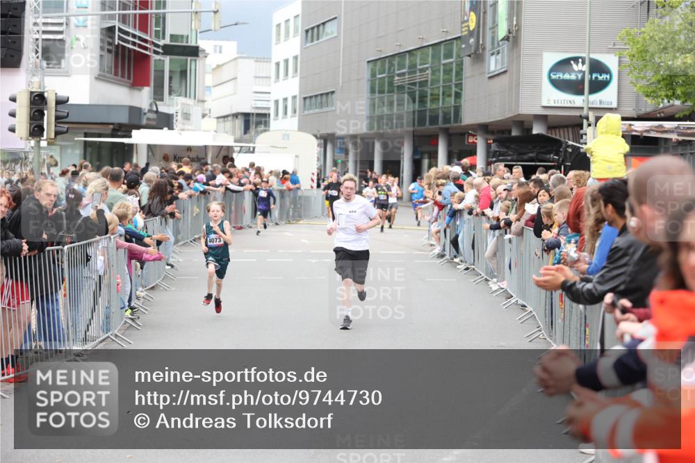 12.06.2026 - Holstenköstenlauf Andreas Tolksdorf http://msf.ph/oto/9744730 12.06.2026 17:57:27 Laufen 4073 meine-sportfotos.de