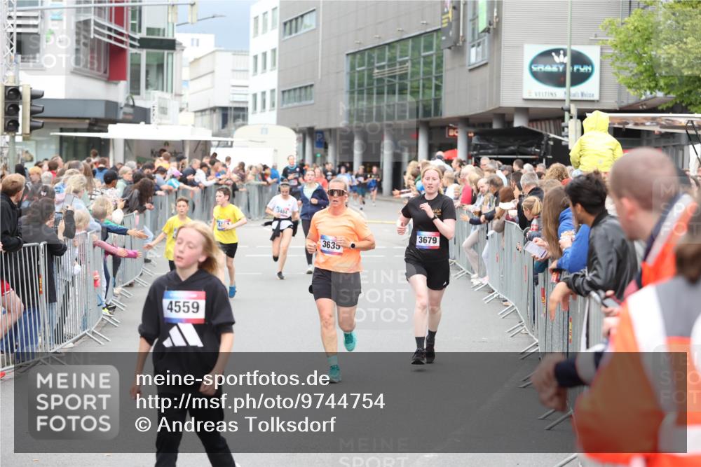 12.06.2026 - Holstenköstenlauf Andreas Tolksdorf http://msf.ph/oto/9744754 12.06.2026 17:57:51 Laufen 4559, 5484, 3679, 3635 meine-sportfotos.de