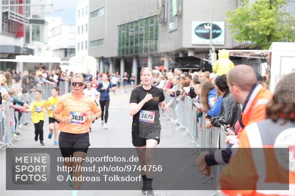 12.06.2026 - Holstenköstenlauf Andreas Tolksdorf http://msf.ph/oto/9744756 12.06.2026 17:57:53 Laufen 3635, 3679 meine-sportfotos.de
