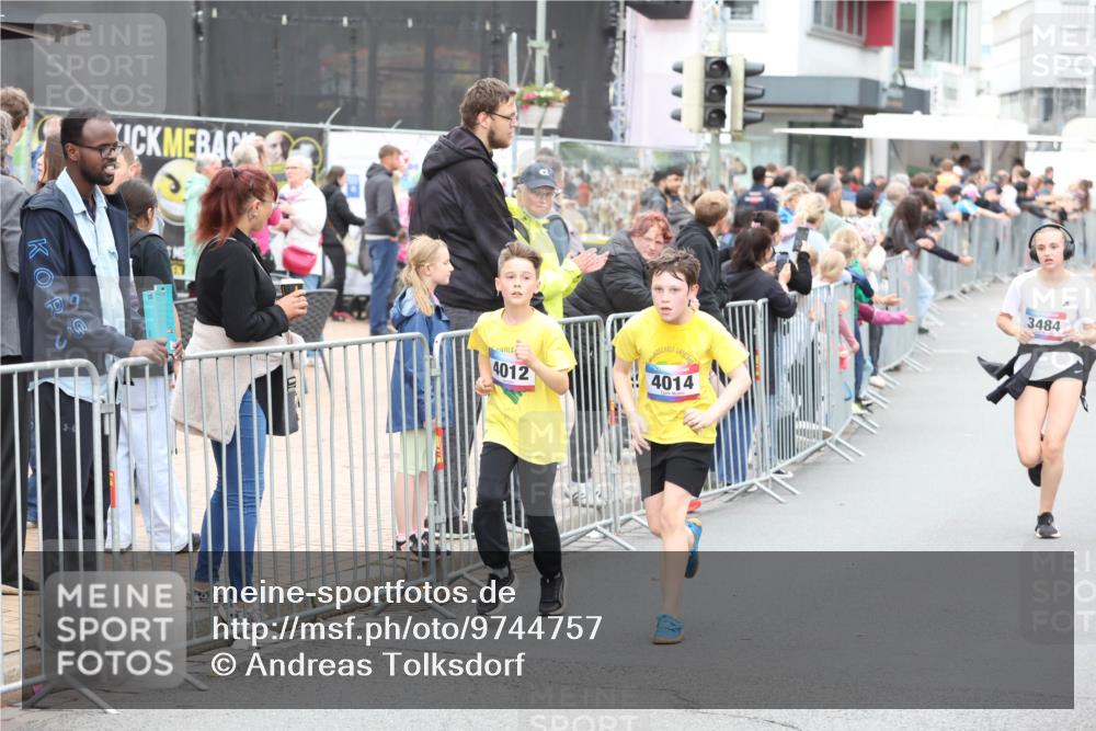 12.06.2026 - Holstenköstenlauf Andreas Tolksdorf http://msf.ph/oto/9744757 12.06.2026 17:57:56 Laufen 4012, 4014, 3484 meine-sportfotos.de