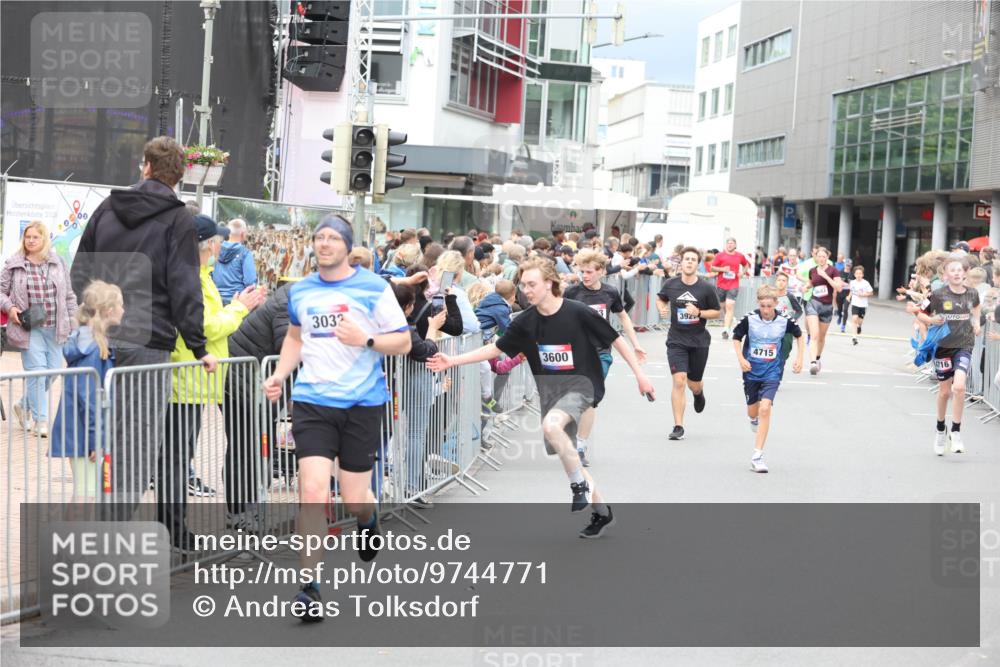 12.06.2026 - Holstenköstenlauf Andreas Tolksdorf http://msf.ph/oto/9744771 12.06.2026 17:58:09 Laufen 202, 3032, 3600, 392, 4715, 4716 meine-sportfotos.de