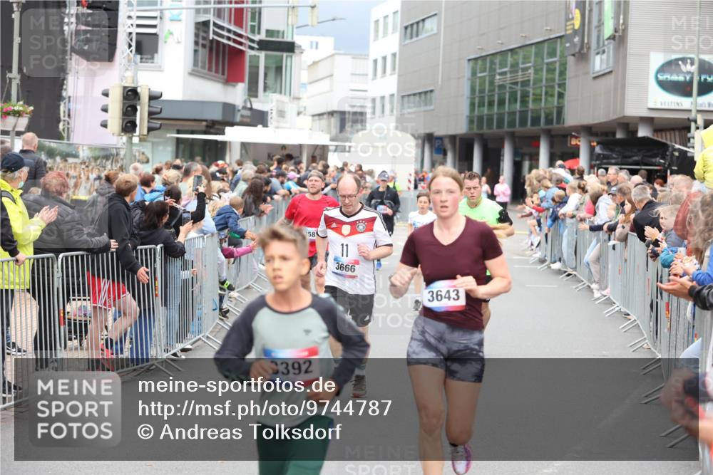 12.06.2026 - Holstenköstenlauf Andreas Tolksdorf http://msf.ph/oto/9744787 12.06.2026 17:58:17 Laufen 258, 392, 3666, 3643 meine-sportfotos.de