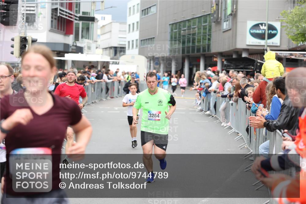 12.06.2026 - Holstenköstenlauf Andreas Tolksdorf http://msf.ph/oto/9744789 12.06.2026 17:58:19 Laufen 3643, 3264 meine-sportfotos.de