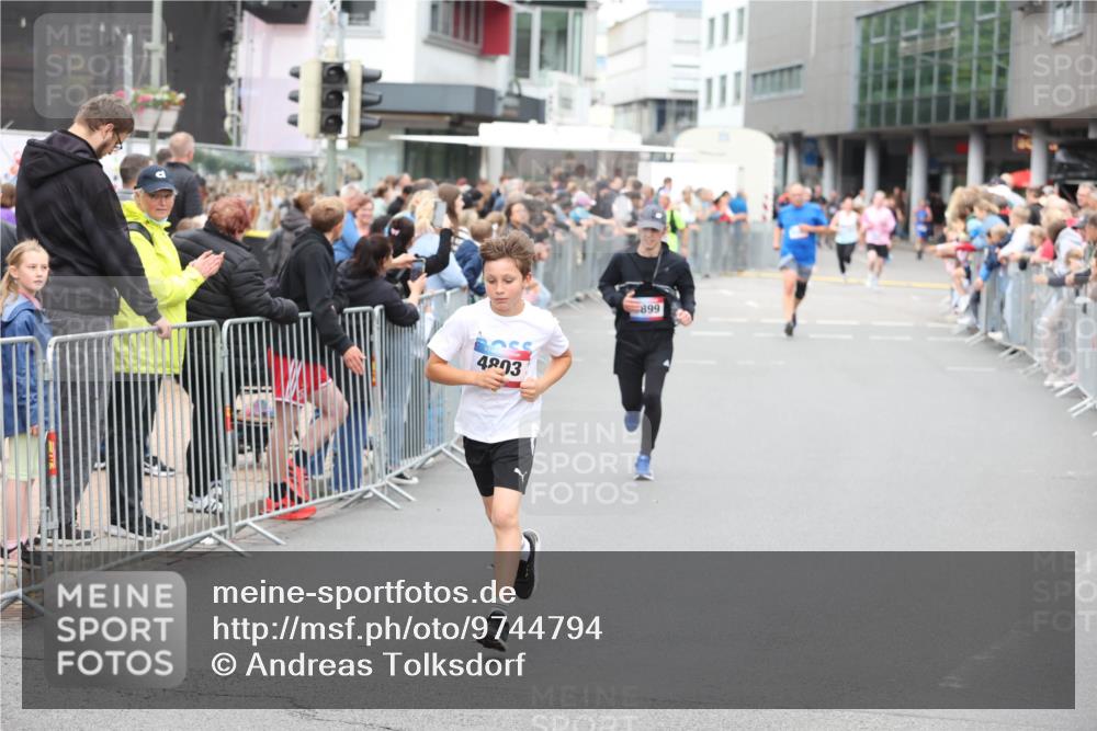 12.06.2026 - Holstenköstenlauf Andreas Tolksdorf http://msf.ph/oto/9744794 12.06.2026 17:58:22 Laufen 4803, 899 meine-sportfotos.de