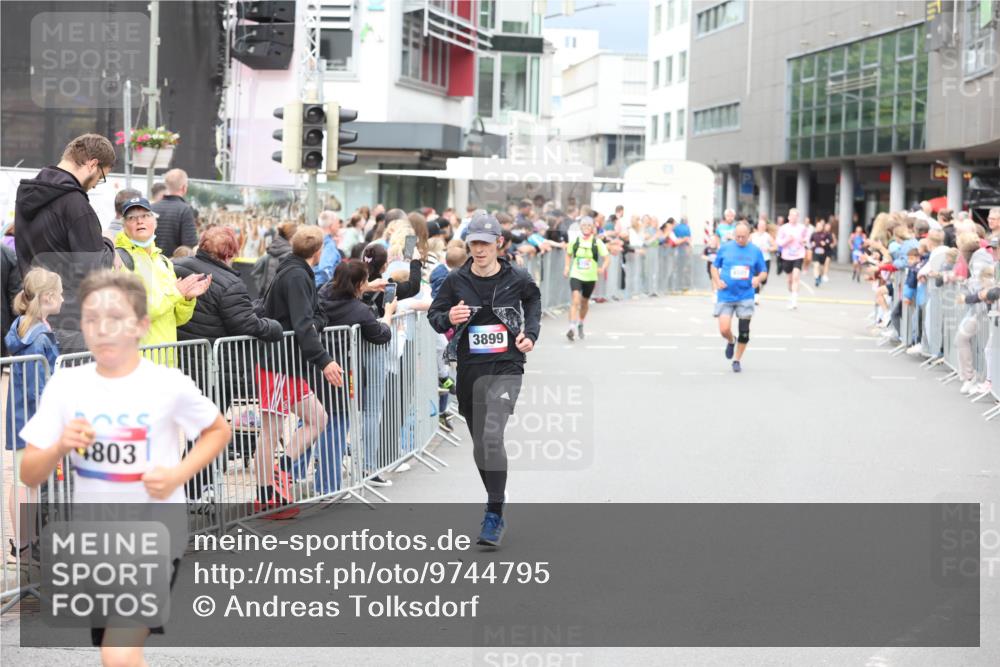 12.06.2026 - Holstenköstenlauf Andreas Tolksdorf http://msf.ph/oto/9744795 12.06.2026 17:58:23 Laufen 4803, 3899 meine-sportfotos.de