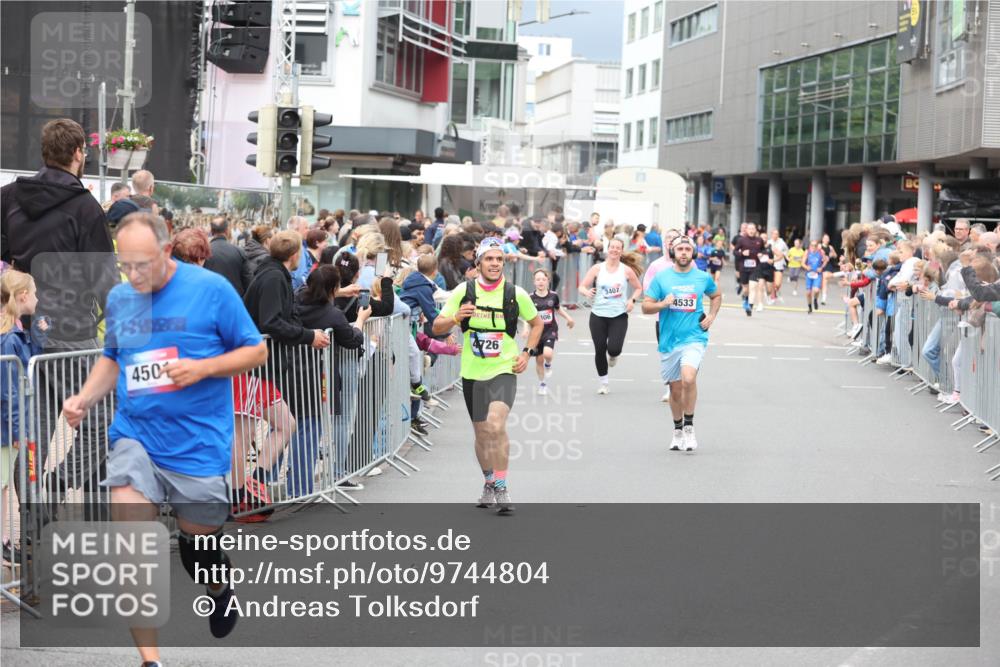 12.06.2026 - Holstenköstenlauf Andreas Tolksdorf http://msf.ph/oto/9744804 12.06.2026 17:58:30 Laufen 3407, 450, 4726, 4533 meine-sportfotos.de