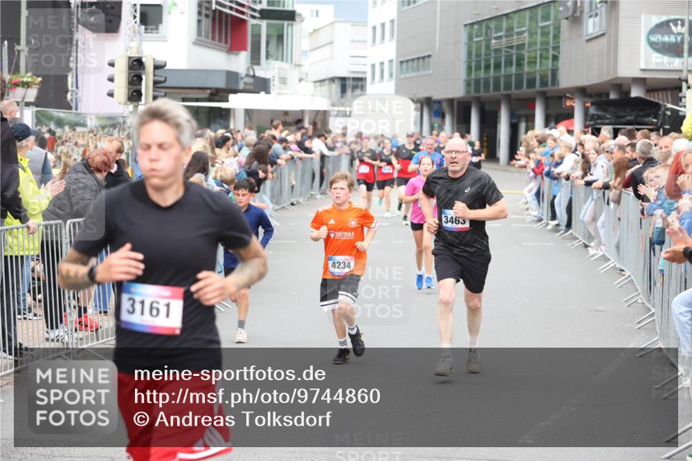 12.06.2026 - Holstenköstenlauf Andreas Tolksdorf http://msf.ph/oto/9744860 12.06.2026 17:59:11 Laufen 3161, 4234, 3463 meine-sportfotos.de