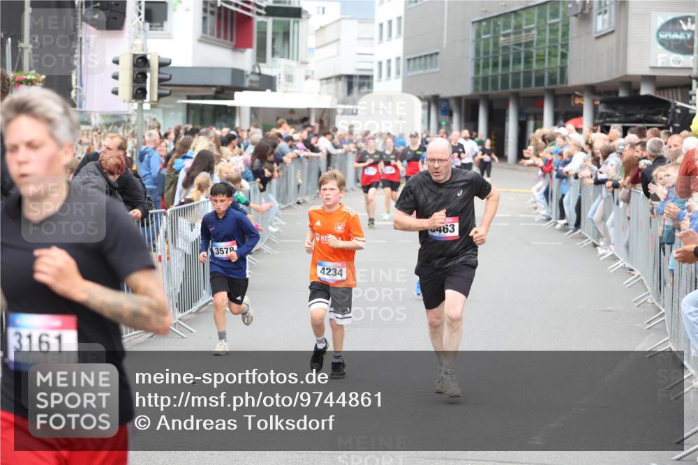 12.06.2026 - Holstenköstenlauf Andreas Tolksdorf http://msf.ph/oto/9744861 12.06.2026 17:59:11 Laufen 3161, 3578, 4234, 463 meine-sportfotos.de