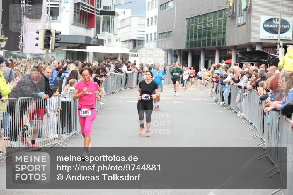 12.06.2026 - Holstenköstenlauf Andreas Tolksdorf http://msf.ph/oto/9744881 12.06.2026 17:59:24 Laufen 3462, 4505 meine-sportfotos.de