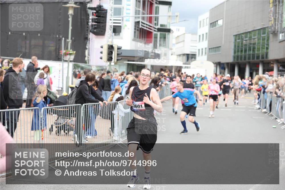 12.06.2026 - Holstenköstenlauf Andreas Tolksdorf http://msf.ph/oto/9744996 12.06.2026 18:01:04 Laufen 3601 meine-sportfotos.de