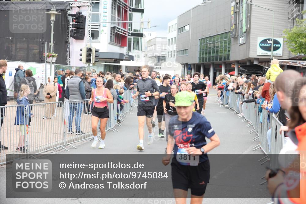 12.06.2026 - Holstenköstenlauf Andreas Tolksdorf http://msf.ph/oto/9745084 12.06.2026 18:02:02 Laufen 360, 4591, 3811, 323 meine-sportfotos.de