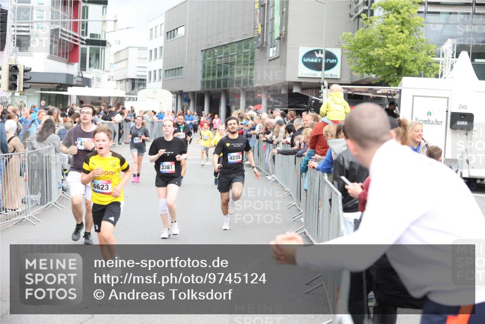 12.06.2026 - Holstenköstenlauf Andreas Tolksdorf http://msf.ph/oto/9745124 12.06.2026 18:02:32 Laufen 47, 45021, 4623, 3381, 4235, 265 meine-sportfotos.de
