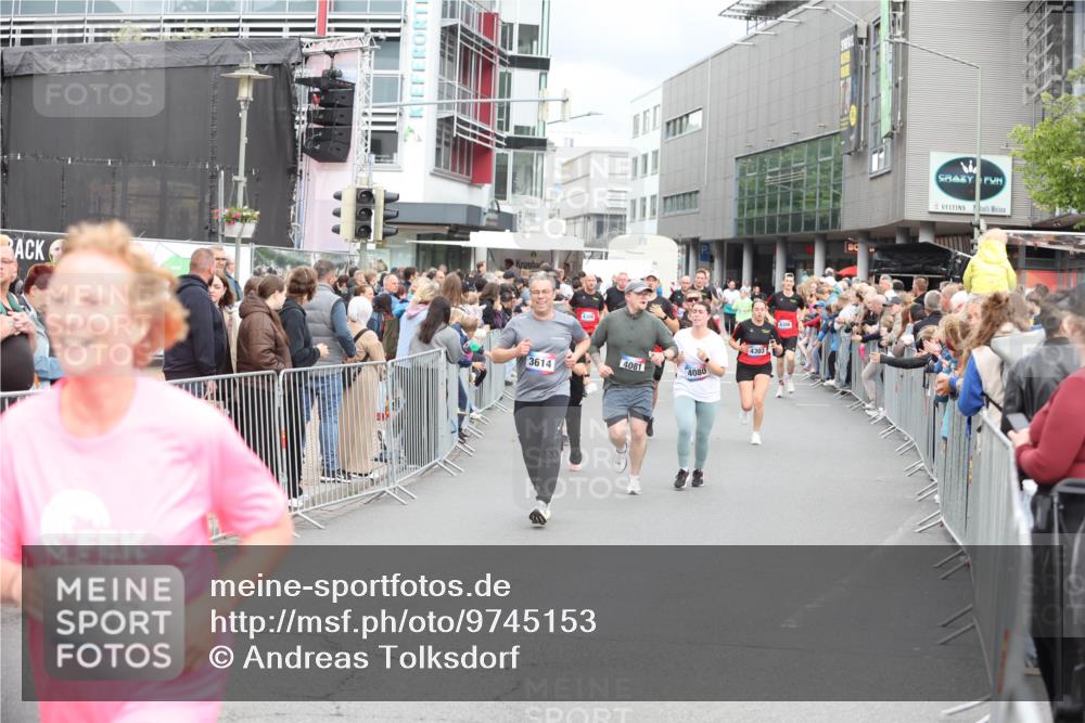 12.06.2026 - Holstenköstenlauf Andreas Tolksdorf http://msf.ph/oto/9745153 12.06.2026 18:02:57 Laufen 4347, 3614, 4081, 4303, 4080 meine-sportfotos.de