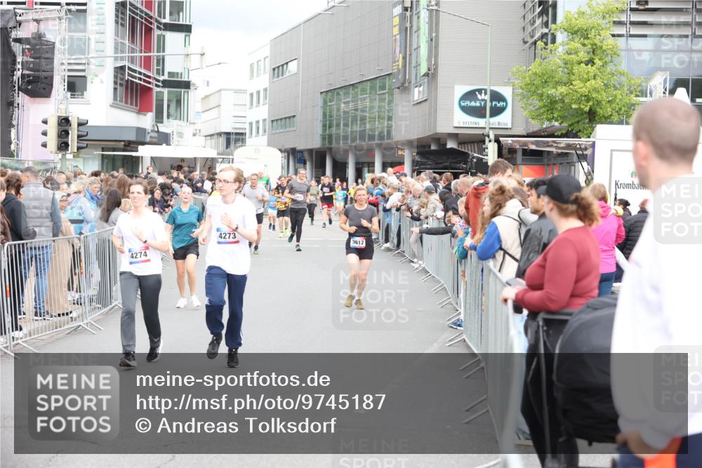 12.06.2026 - Holstenköstenlauf Andreas Tolksdorf http://msf.ph/oto/9745187 12.06.2026 18:03:24 Laufen 4274, 4273, 3612 meine-sportfotos.de