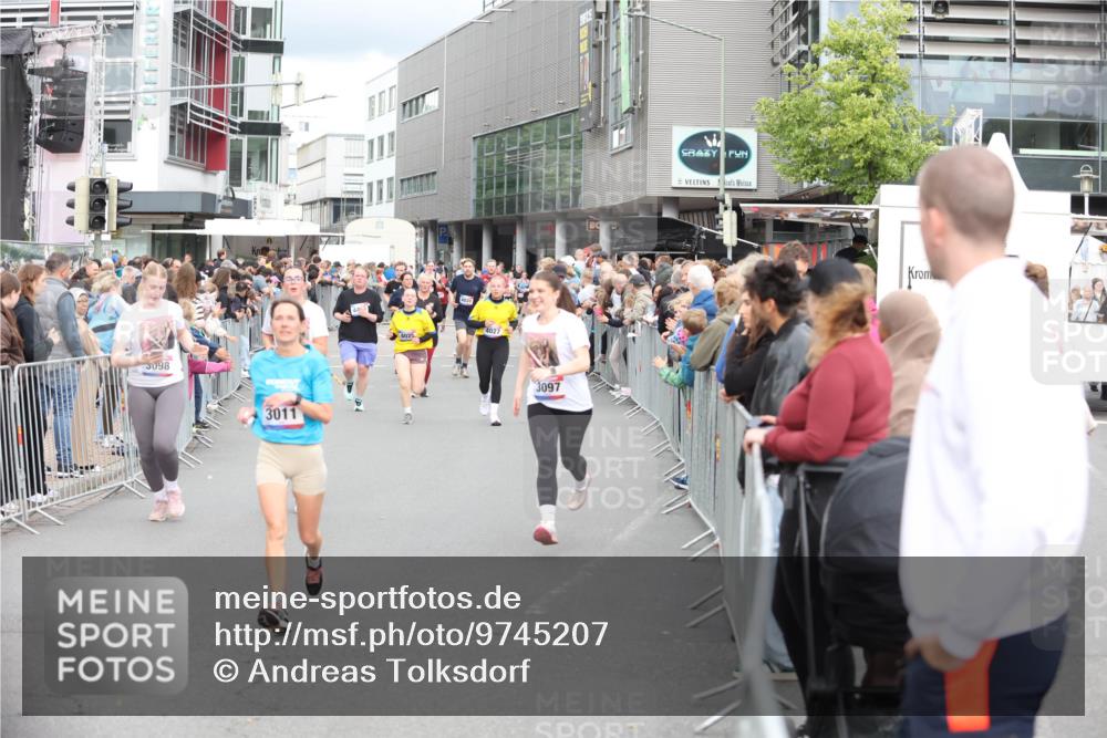 12.06.2026 - Holstenköstenlauf Andreas Tolksdorf http://msf.ph/oto/9745207 12.06.2026 18:03:41 Laufen 5098, 3011, 4027, 3097 meine-sportfotos.de