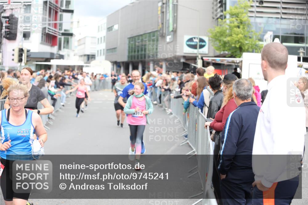 12.06.2026 - Holstenköstenlauf Andreas Tolksdorf http://msf.ph/oto/9745241 12.06.2026 18:04:05 Laufen 317 meine-sportfotos.de