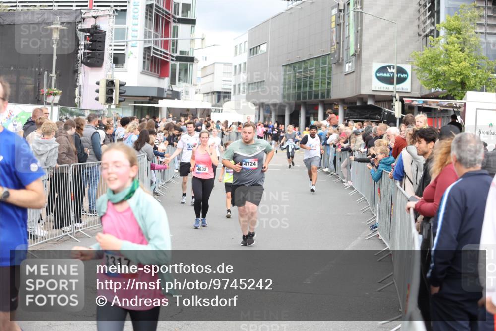 12.06.2026 - Holstenköstenlauf Andreas Tolksdorf http://msf.ph/oto/9745242 12.06.2026 18:04:08 Laufen 0, 3317, 372, 4632, 490, 4724, 410 meine-sportfotos.de