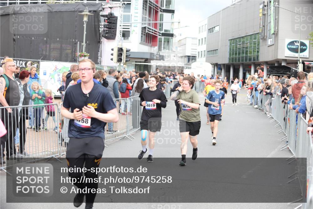12.06.2026 - Holstenköstenlauf Andreas Tolksdorf http://msf.ph/oto/9745258 12.06.2026 18:04:24 Laufen 58, 4641, 461, 4619, 10 meine-sportfotos.de