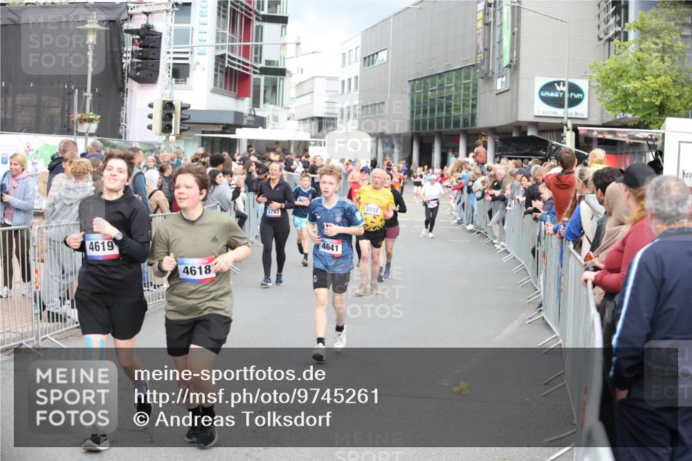 12.06.2026 - Holstenköstenlauf Andreas Tolksdorf http://msf.ph/oto/9745261 12.06.2026 18:04:25 Laufen 4619, 4618, 3743, 4641, 3232 meine-sportfotos.de