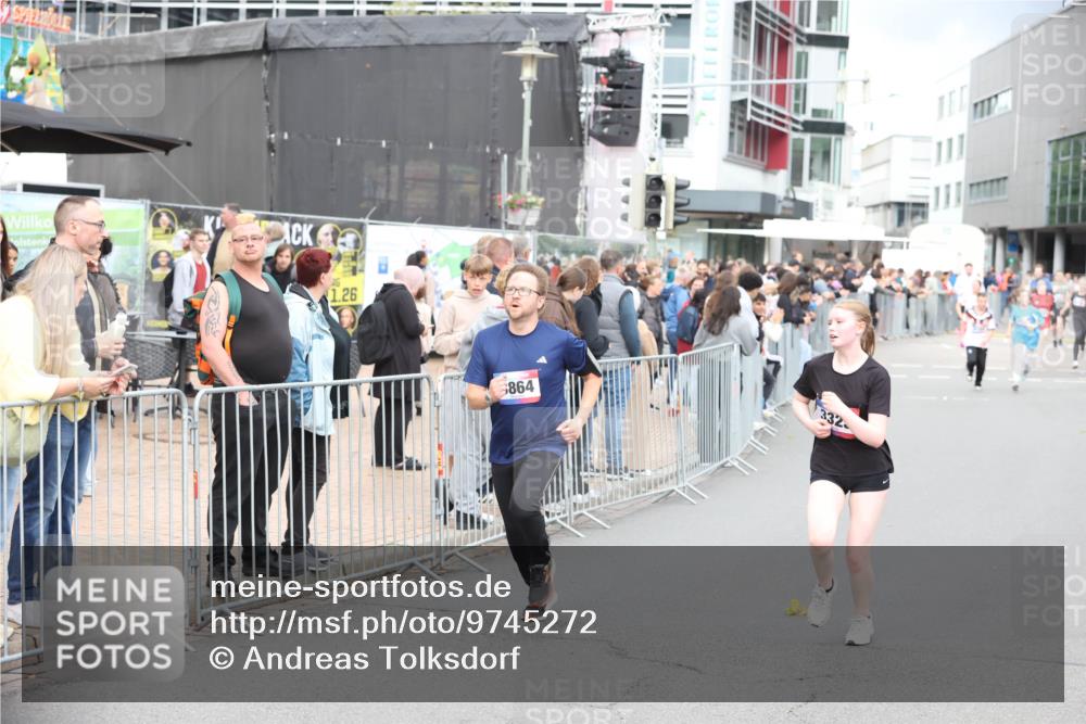 12.06.2026 - Holstenköstenlauf Andreas Tolksdorf http://msf.ph/oto/9745272 12.06.2026 18:04:39 Laufen 1, 26, 864, 332 meine-sportfotos.de