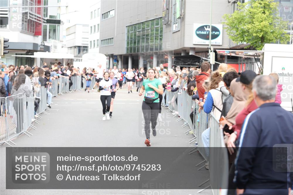 12.06.2026 - Holstenköstenlauf Andreas Tolksdorf http://msf.ph/oto/9745283 12.06.2026 18:04:53 Laufen 3535 meine-sportfotos.de