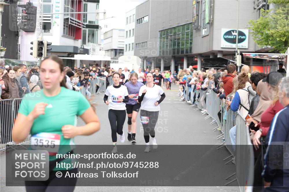 12.06.2026 - Holstenköstenlauf Andreas Tolksdorf http://msf.ph/oto/9745288 12.06.2026 18:04:57 Laufen 3535, 411, 08, 4119 meine-sportfotos.de
