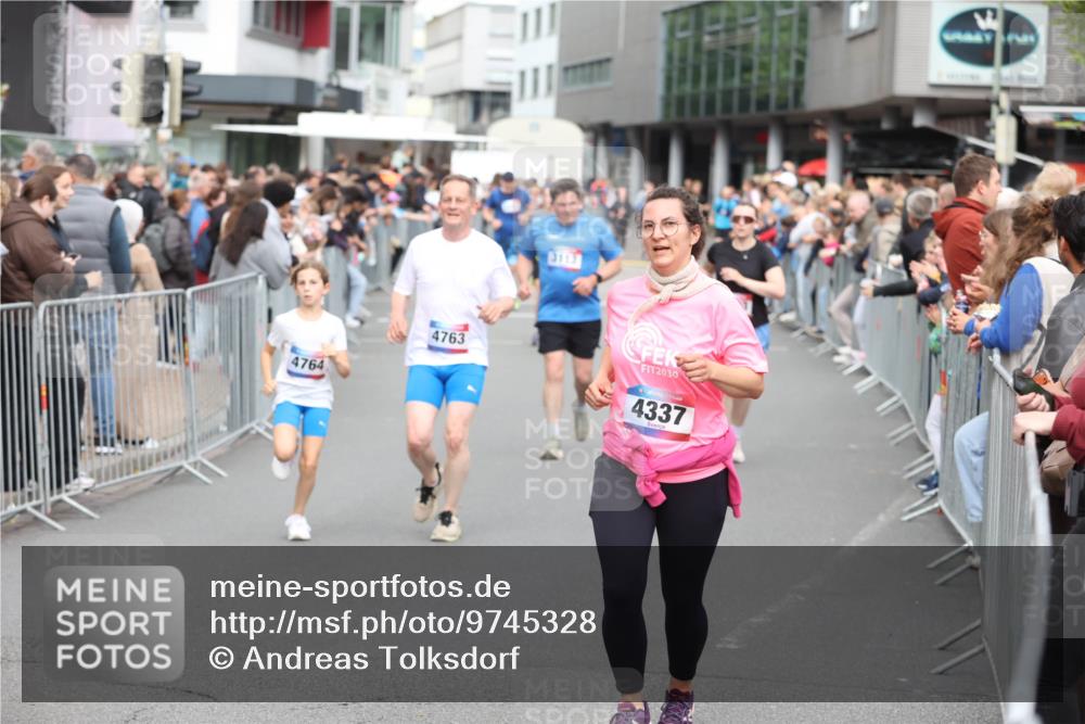 12.06.2026 - Holstenköstenlauf Andreas Tolksdorf http://msf.ph/oto/9745328 12.06.2026 18:05:29 Laufen 4764, 4763, 3113, 2030, 4337 meine-sportfotos.de