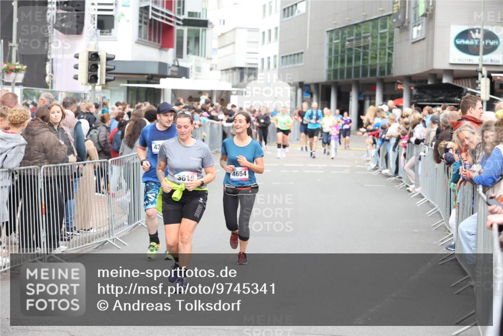 12.06.2026 - Holstenköstenlauf Andreas Tolksdorf http://msf.ph/oto/9745341 12.06.2026 18:05:37 Laufen 43, 3615, 4654 meine-sportfotos.de