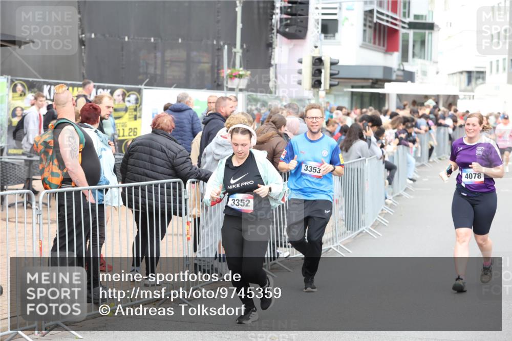12.06.2026 - Holstenköstenlauf Andreas Tolksdorf http://msf.ph/oto/9745359 12.06.2026 18:05:55 Laufen 11, 26, 3352, 3353, 4078, 111 meine-sportfotos.de