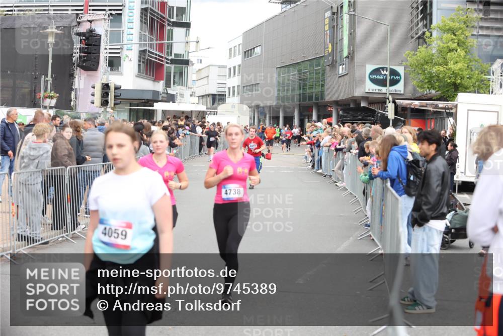 12.06.2026 - Holstenköstenlauf Andreas Tolksdorf http://msf.ph/oto/9745389 12.06.2026 18:06:39 Laufen 4059, 4738 meine-sportfotos.de