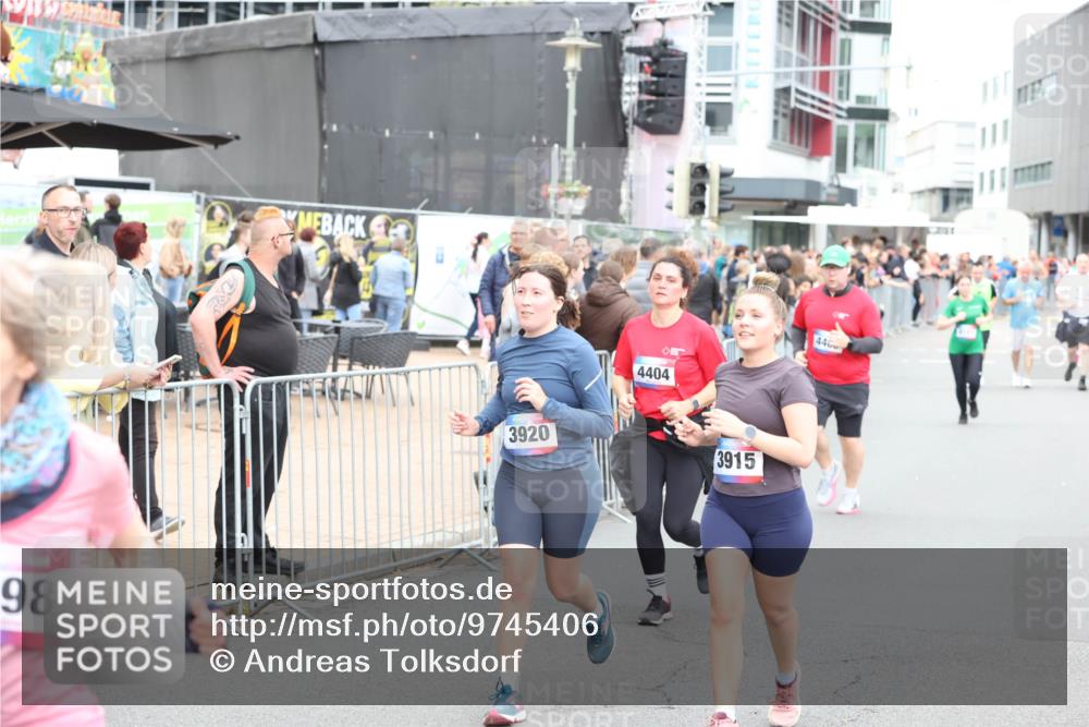 12.06.2026 - Holstenköstenlauf Andreas Tolksdorf http://msf.ph/oto/9745406 12.06.2026 18:07:00 Laufen 98, 3920, 4404, 3915, 446 meine-sportfotos.de