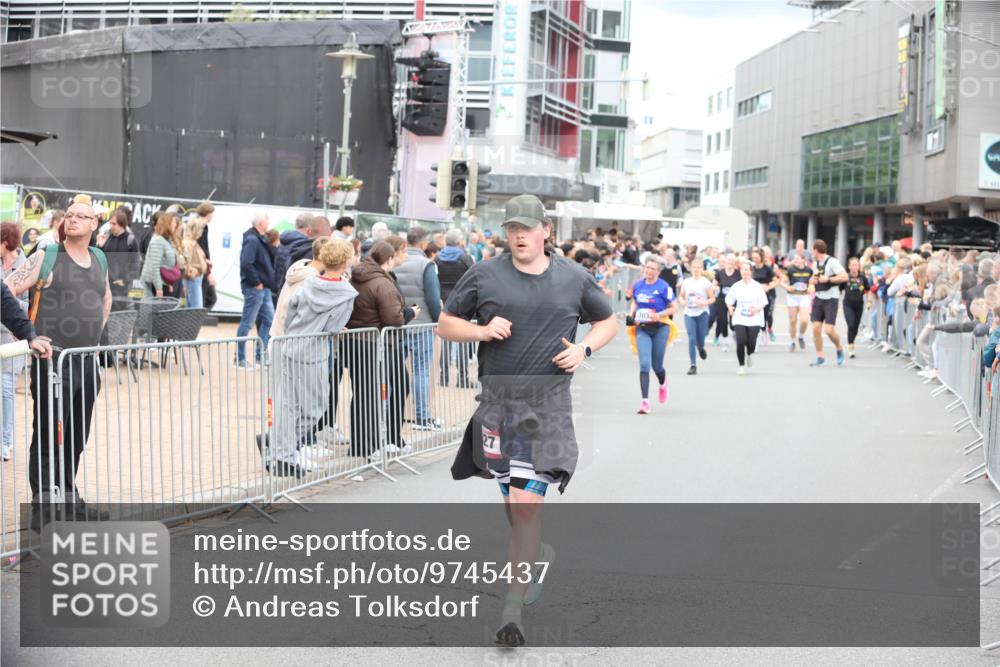 12.06.2026 - Holstenköstenlauf Andreas Tolksdorf http://msf.ph/oto/9745437 12.06.2026 18:07:29 Laufen 27 meine-sportfotos.de