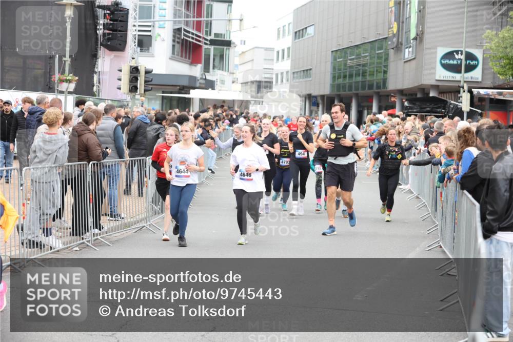 12.06.2026 - Holstenköstenlauf Andreas Tolksdorf http://msf.ph/oto/9745443 12.06.2026 18:07:35 Laufen 4644, 4646, 4793, 494, 718 meine-sportfotos.de