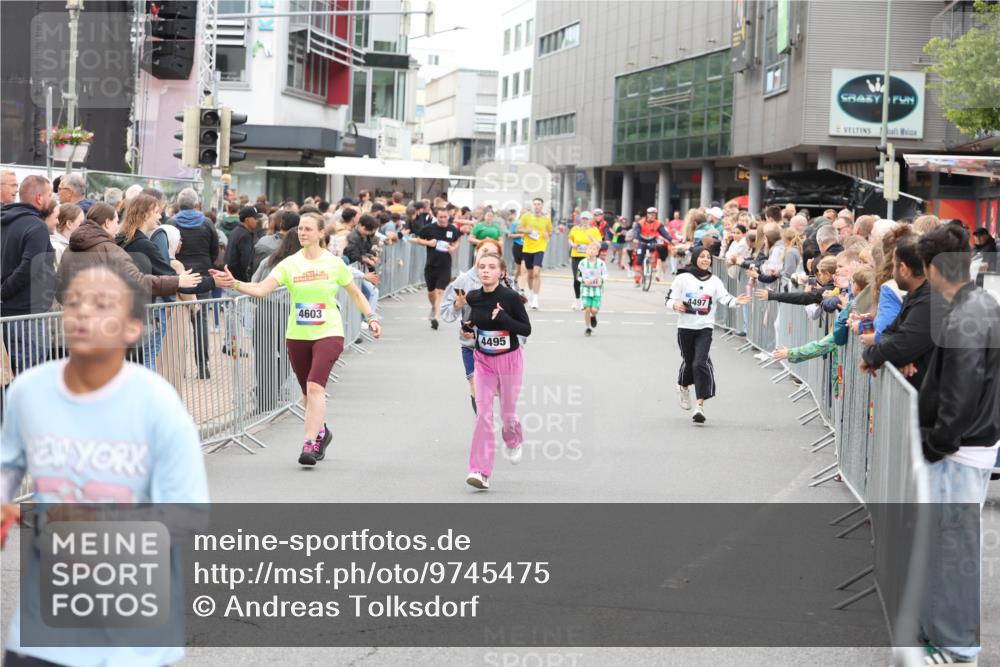 12.06.2026 - Holstenköstenlauf Andreas Tolksdorf http://msf.ph/oto/9745475 12.06.2026 18:08:11 Laufen 1400, 4603, 4495, 4497 meine-sportfotos.de